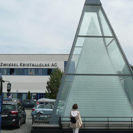 Zwiesel(D)
Grosste Kristallpyramide der Welt